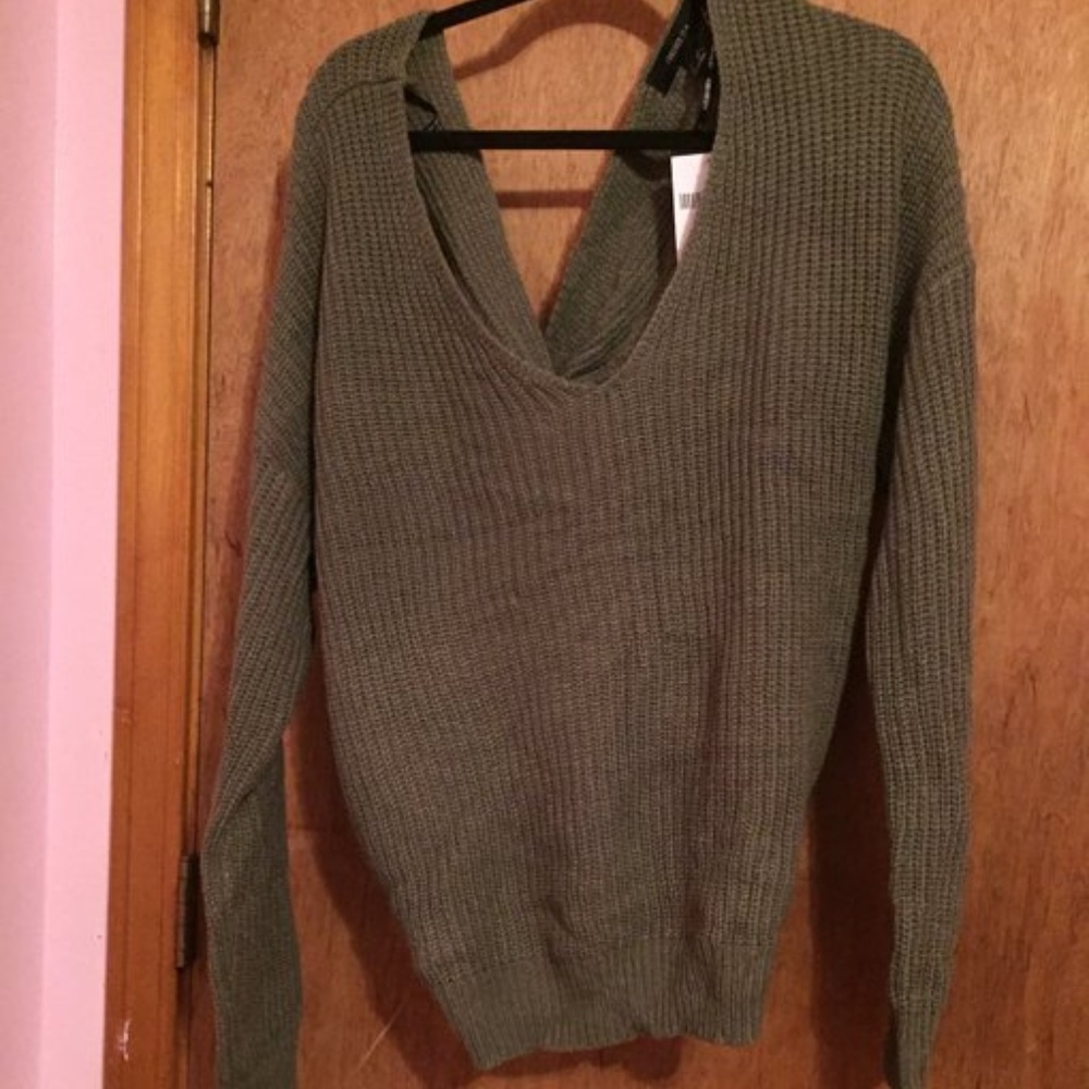 Tie-Back Knit Sweater